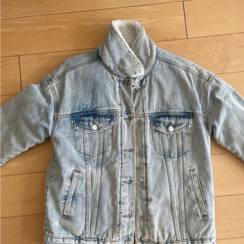 PacSun Cream Textured Fabric